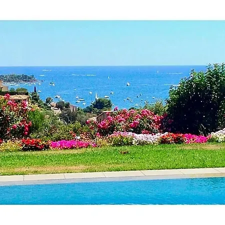 Comfortable Hotel Saint-Raphaël